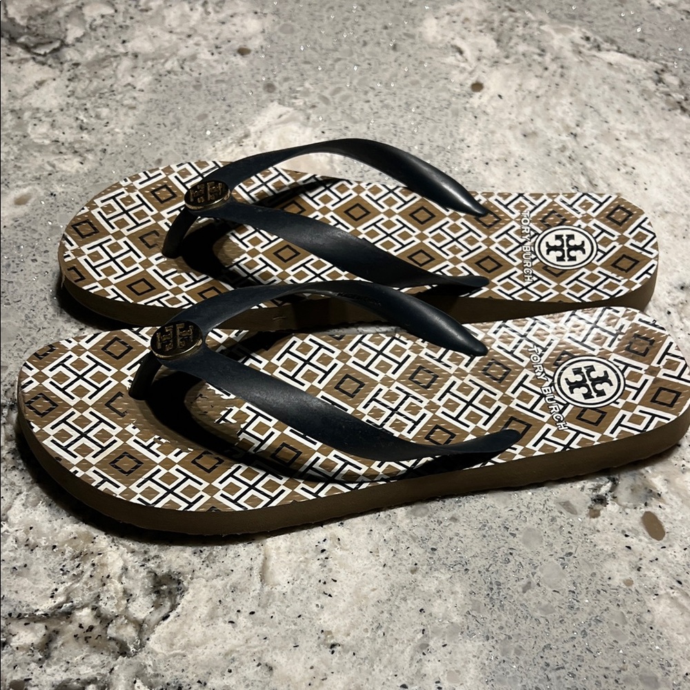 Tory Burch Brown and White Patterned Sandals - image 4